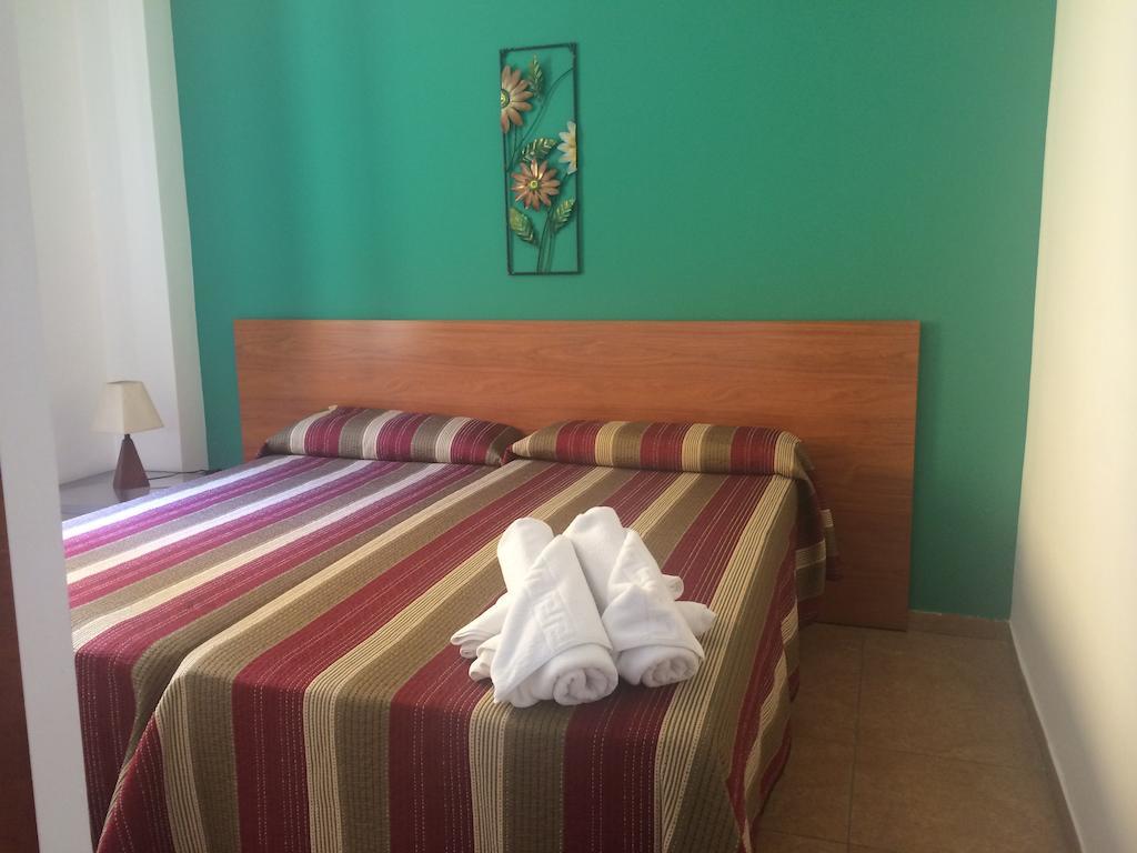 Apartamentos Puerta Real Grenade Extérieur photo